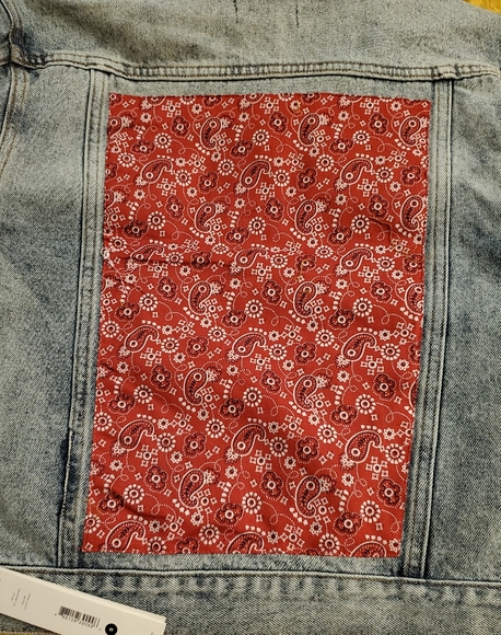 Jean Jacket Classic with Bandana Patch - Picture 5 of 15
